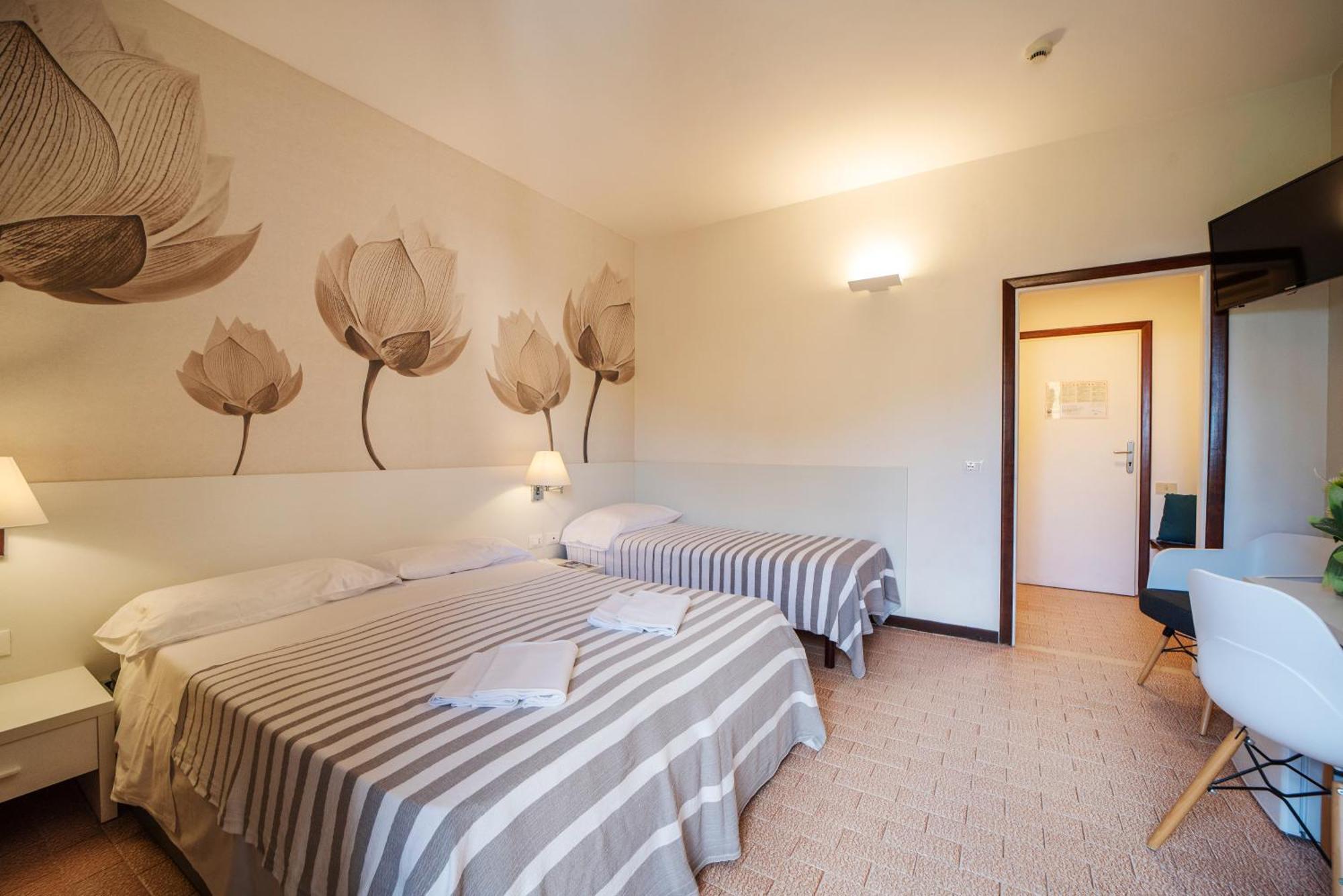Frank'S Hotel Capoliveri  Exterior photo