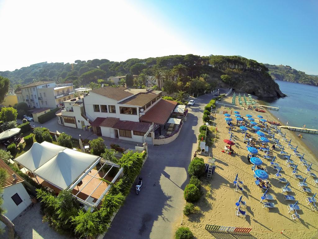 Frank'S Hotel Capoliveri  Exterior photo