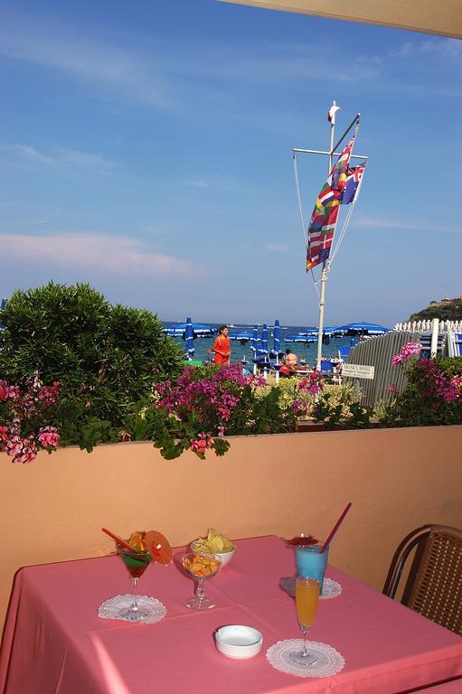 Frank'S Hotel Capoliveri  Exterior photo